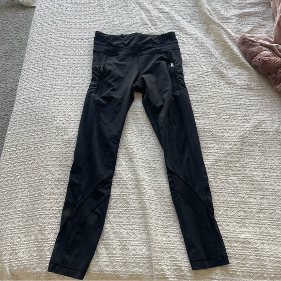 Lululemon Mesh Tights - Picture 3 of 7